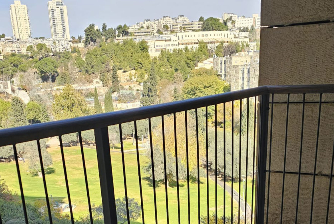 דירה להשכרה בירושלים בדיור מוגן הוד דניה - ייעוץ ותיווך נדל"ן בירושלים והסביבה
