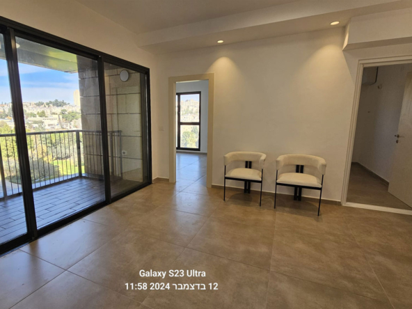 דירה להשכרה בירושלים בדיור מוגן הוד דניה - ייעוץ ותיווך נדל"ן בירושלים והסביבה