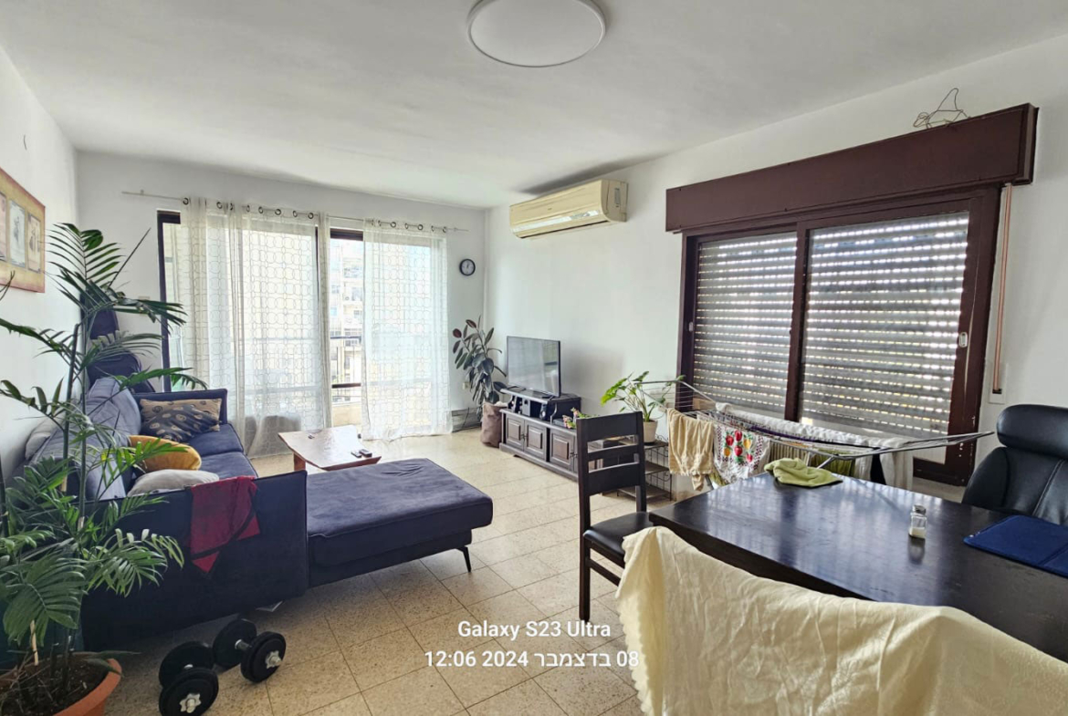 דירה למכירה בירושלים, 4 חדרים ברחוב טשרניחובסקי | עוצמה נכסים