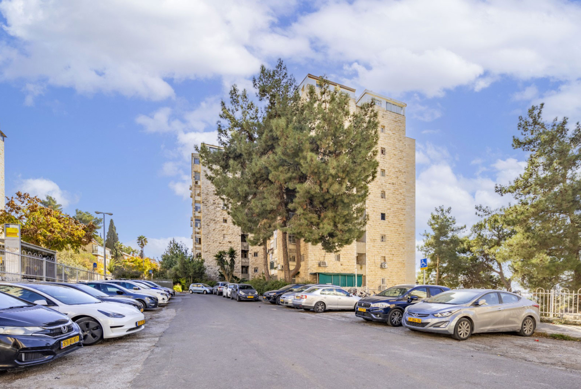 דירה למכירה בירושלים ברחוב שח"ל 51, גבעת מרדכי | עוצמה נכסים