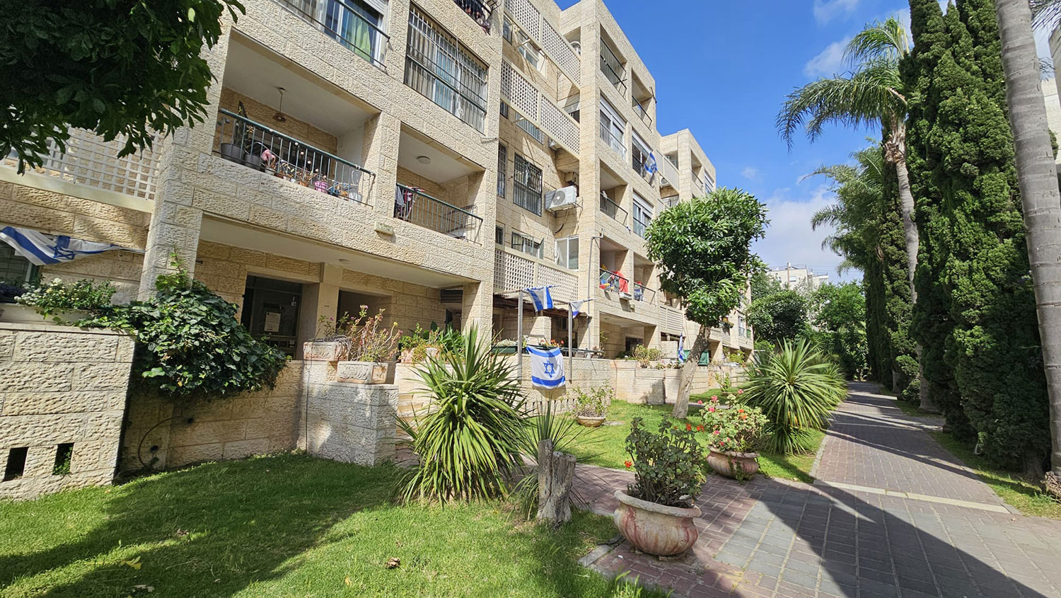 דירה למכירה בירושלים, 4 חדרים, בקעה, תלפיות | עוצמה נכסים